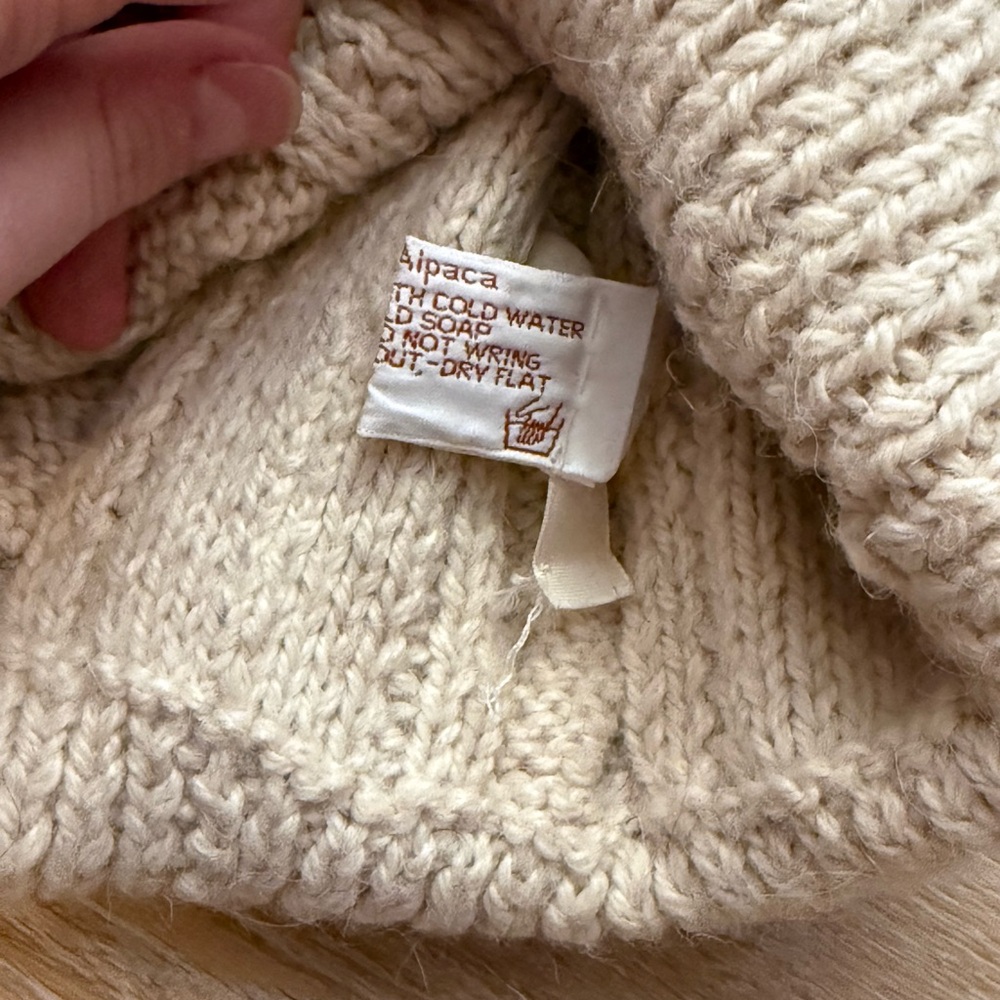 Donated - Cozy Cream Knit 100% Alpaca Pom-Pom Hat - Picture 3 of 5